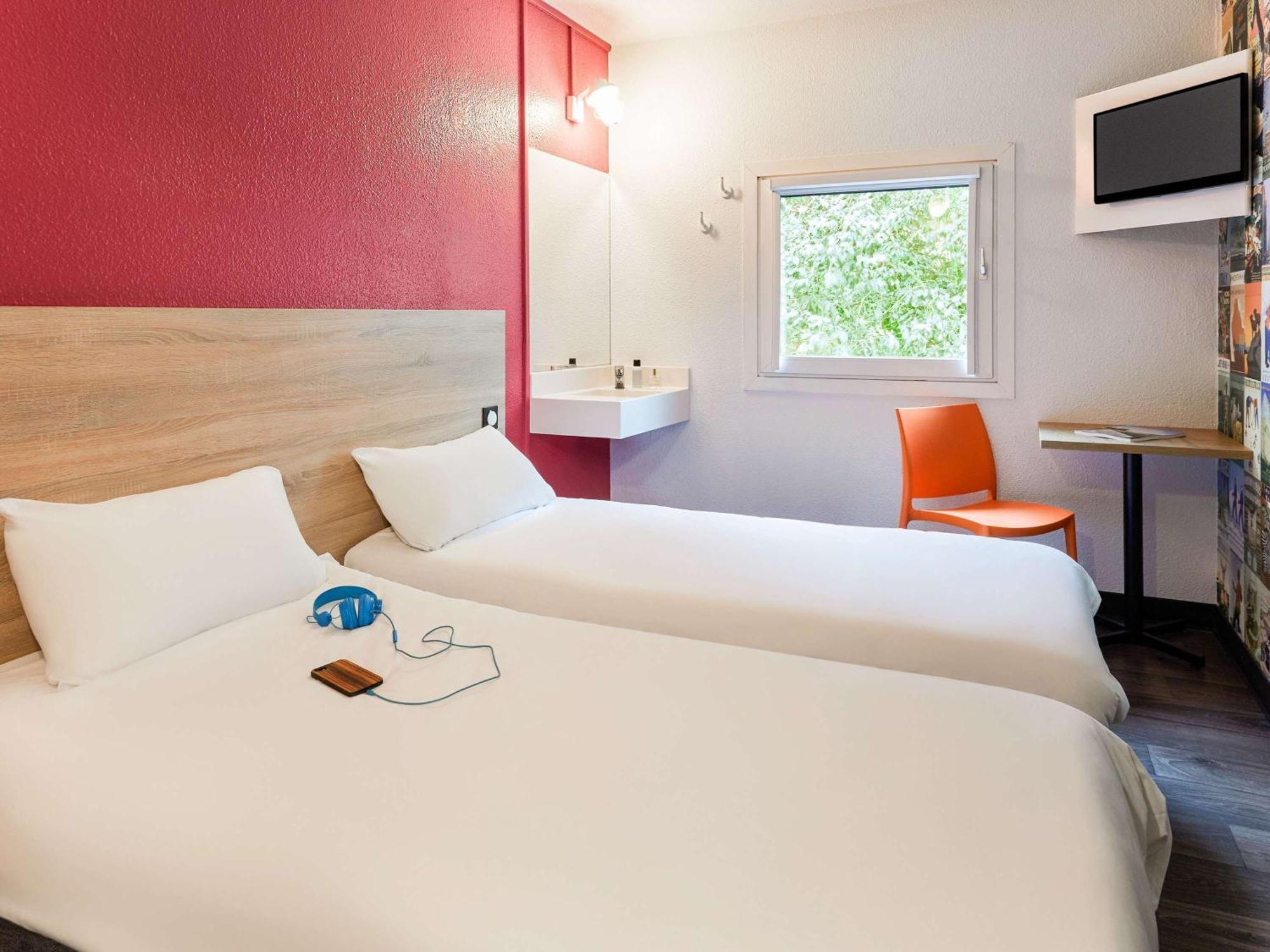 Hotelf1 Antibes Sophia Antipolis Vallauris Exterior foto